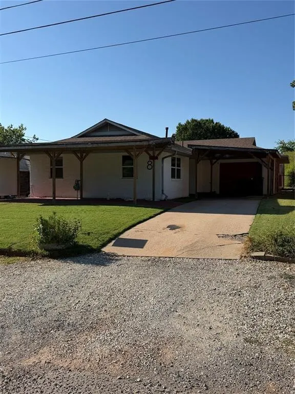 Photo 2 — 8 Baker Street, Asher, OK 74826