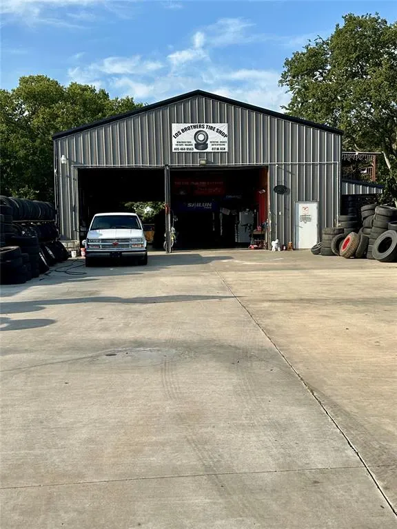 Photo 3 — 417 W Ash Street, Lexington, OK 73051