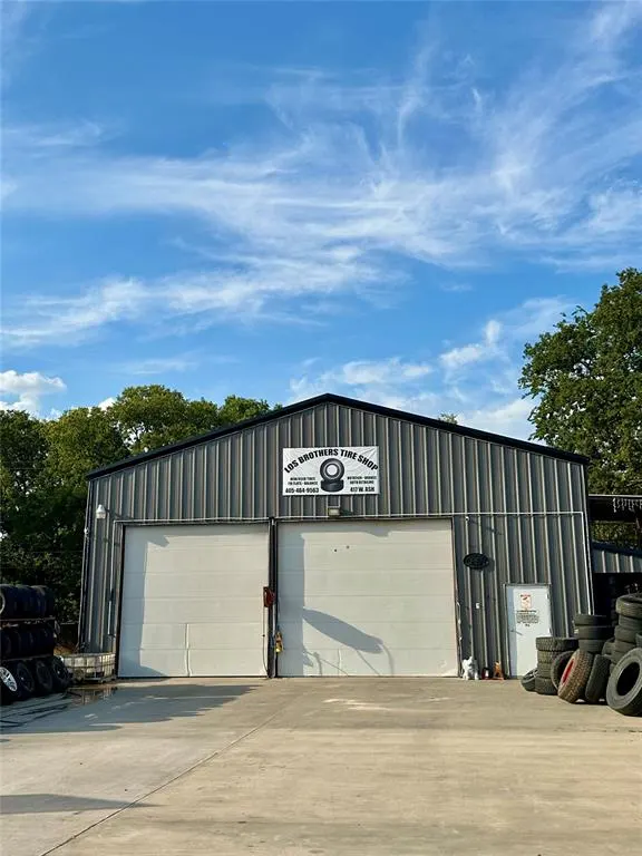Photo 4 — 417 W Ash Street, Lexington, OK 73051