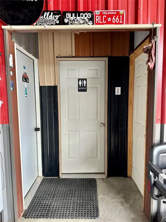 Photo 11 — 417 W Ash Street, Lexington, OK 73051