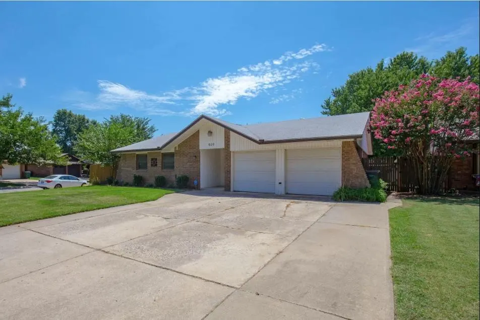 Photo 18 — 600 Kay Hill Lane, Edmond, OK 73003