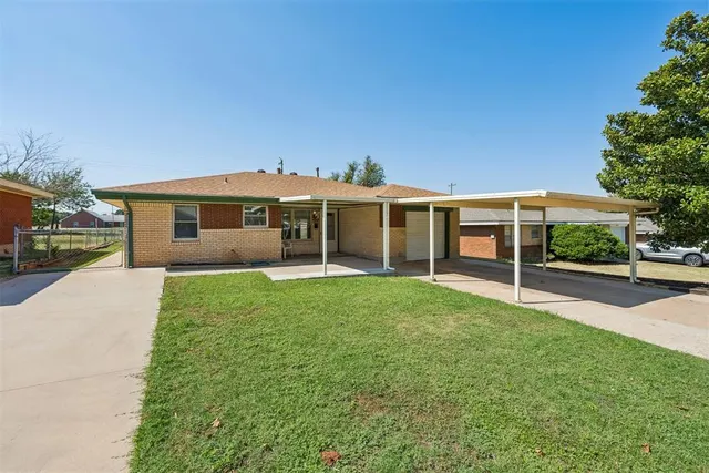 Photo 3 — 3624 SE 27th Street, Oklahoma City, OK 73115