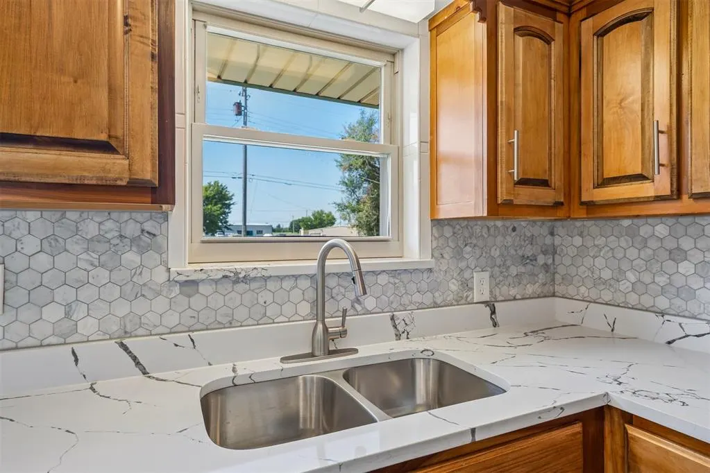 Photo 17 — 3624 SE 27th Street, Oklahoma City, OK 73115