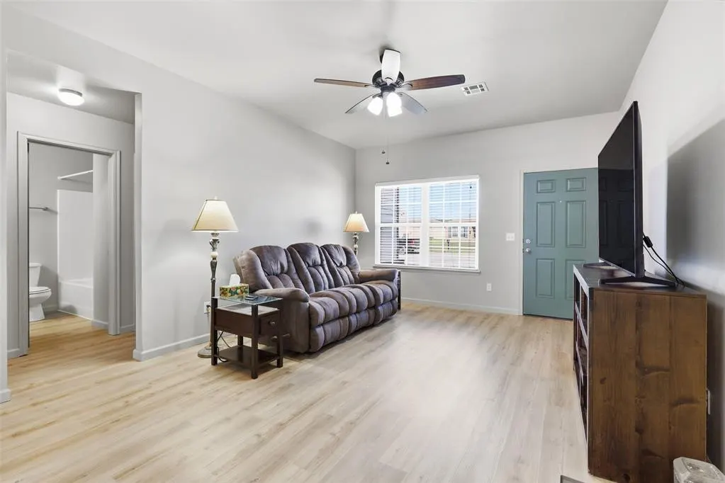 Photo 9 — 1225 Ironstone Drive, Noble, OK 73068
