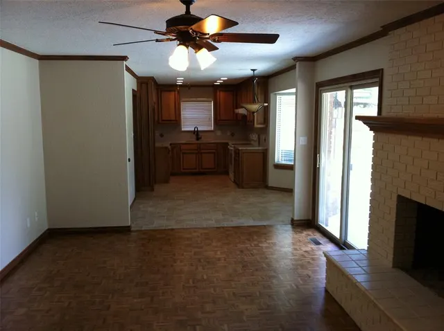Photo 3 — 2733 Walnut Road, Norman, OK 73072
