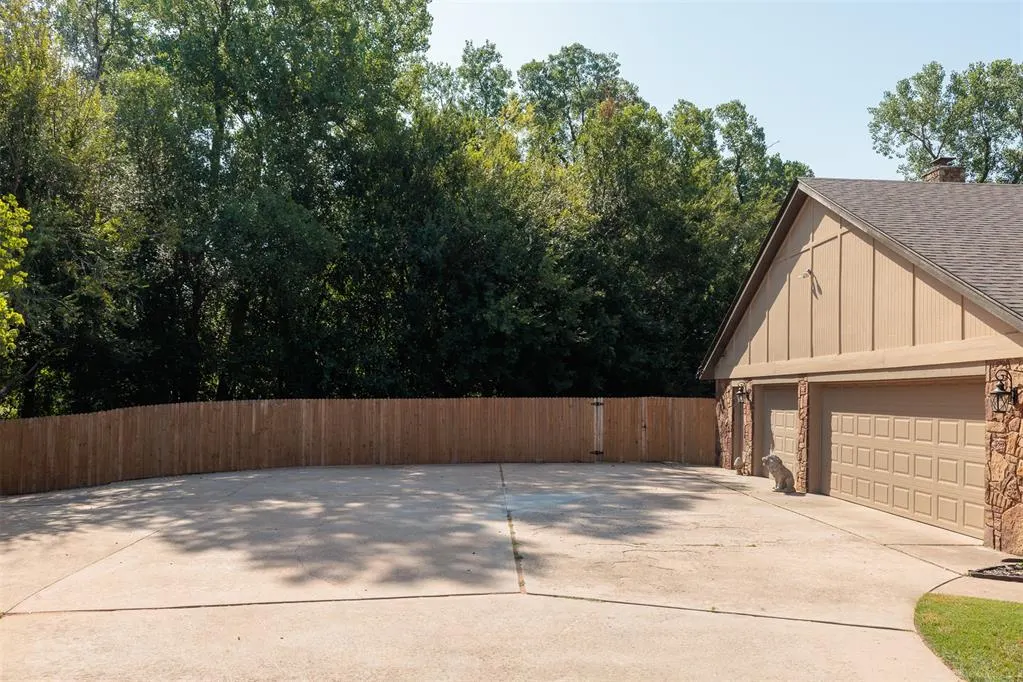 Photo 47 — 1530 Spring Creek Drive, Yukon, OK 73099
