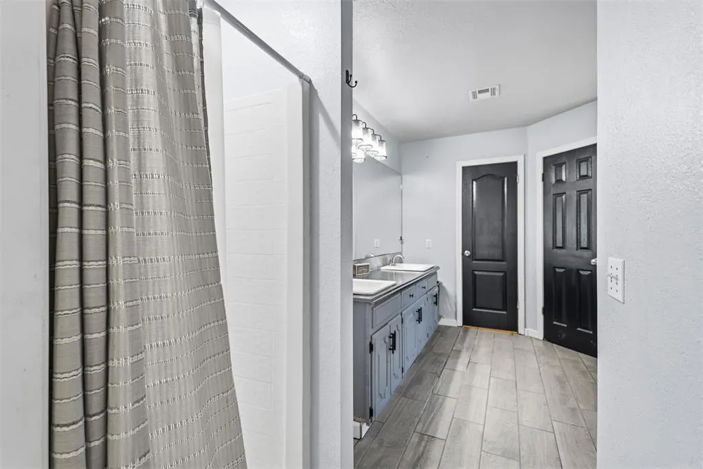 Photo 18 — 127 Tanglewood Drive, Pauls Valley, OK 73075