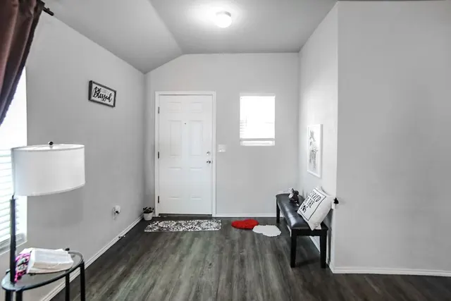 Photo 6 — 11637 Jude Way, Yukon, OK 73099