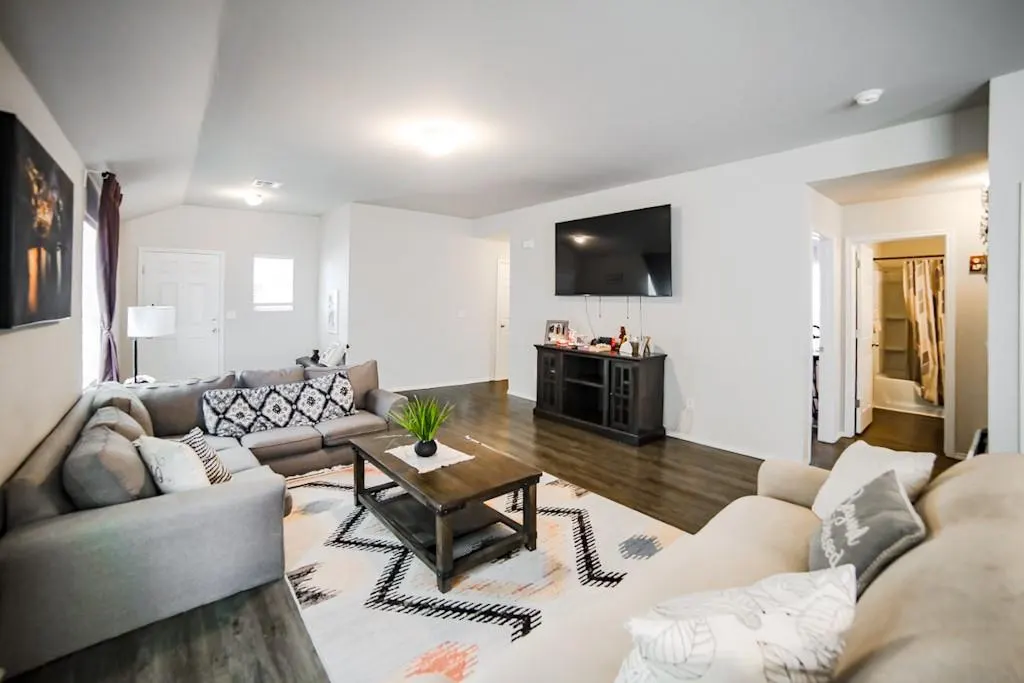 Photo 7 — 11637 Jude Way, Yukon, OK 73099