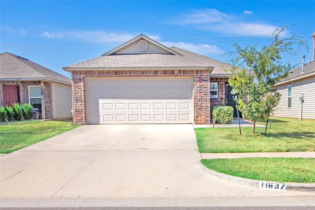 Front exterior — 11637 Jude Way, Yukon, OK 73099