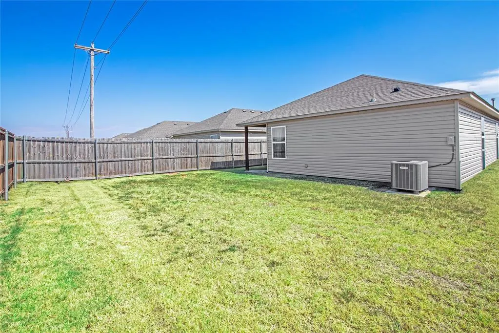 Photo 40 — 11637 Jude Way, Yukon, OK 73099