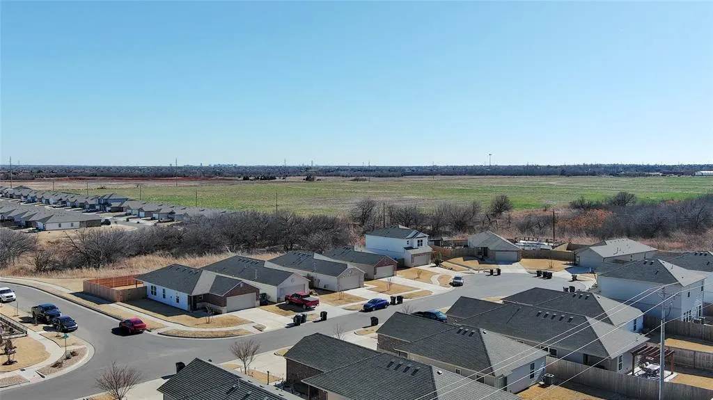 Photo 44 — 11637 Jude Way, Yukon, OK 73099
