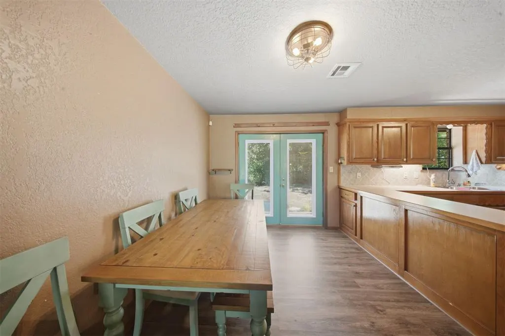 Photo 11 — 662 S Range Road, McLoud, OK 74851