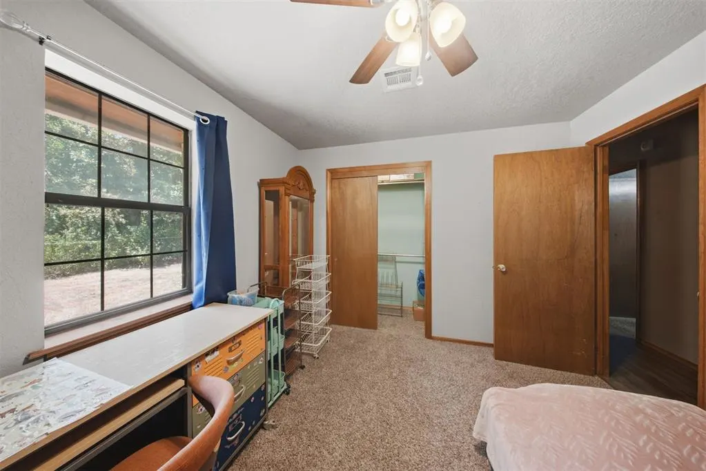 Photo 21 — 662 S Range Road, McLoud, OK 74851