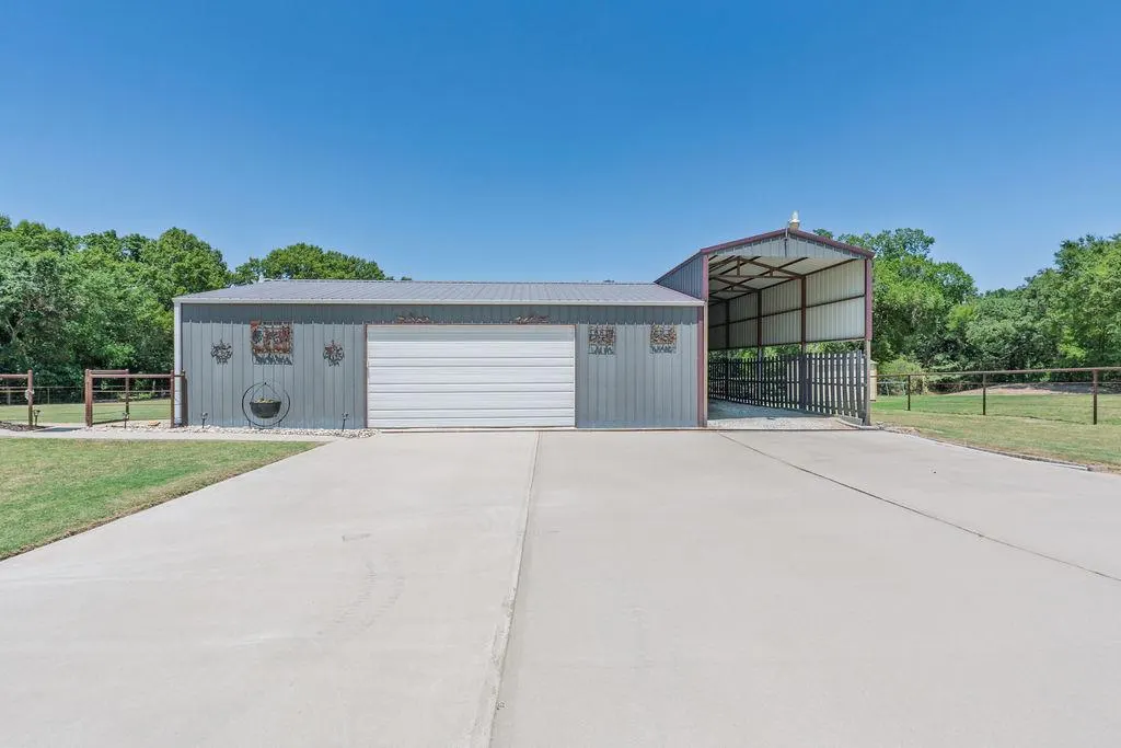 Photo 36 — 44730 Whispering Oaks Drive, Shawnee, OK 74804