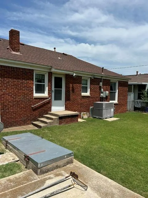 Photo 2 — 3228 NW 41st Street, Oklahoma City, OK 73112