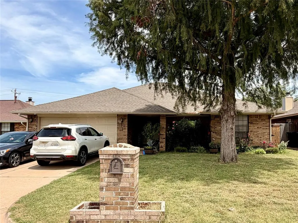 Front exterior — 7913 NW 84th Street, Oklahoma City, OK 73132