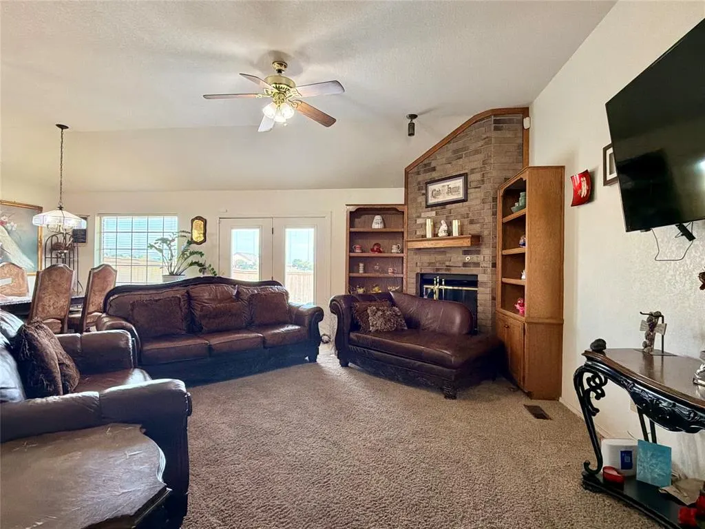 Photo 2 — 7913 NW 84th Street, Oklahoma City, OK 73132