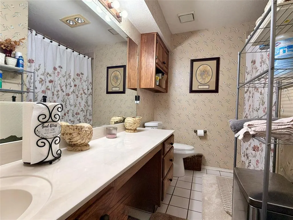 Photo 11 — 7913 NW 84th Street, Oklahoma City, OK 73132