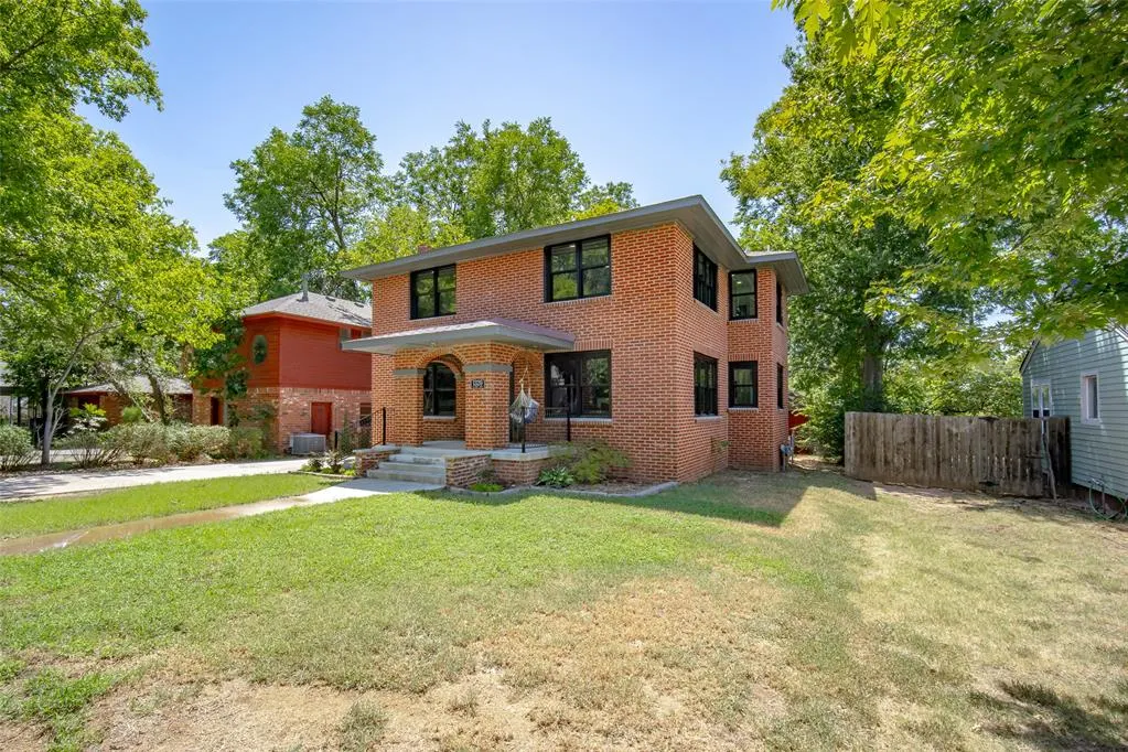 Photo 3 — 1320 Classen Boulevard, Norman, OK 73071