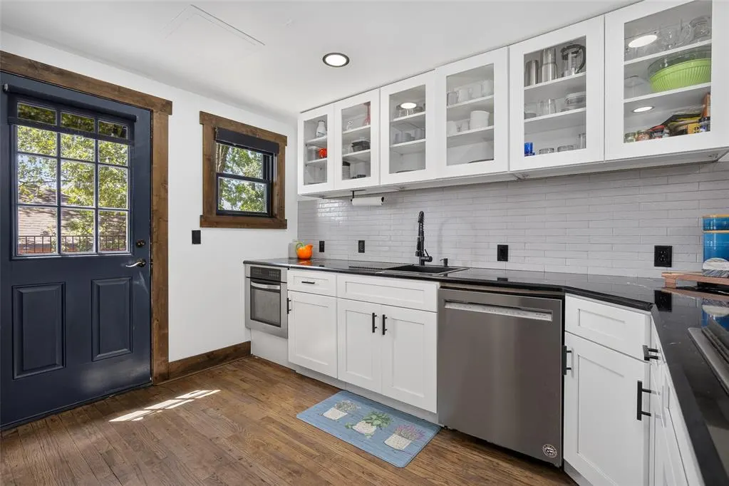 Photo 7 — 1320 Classen Boulevard, Norman, OK 73071