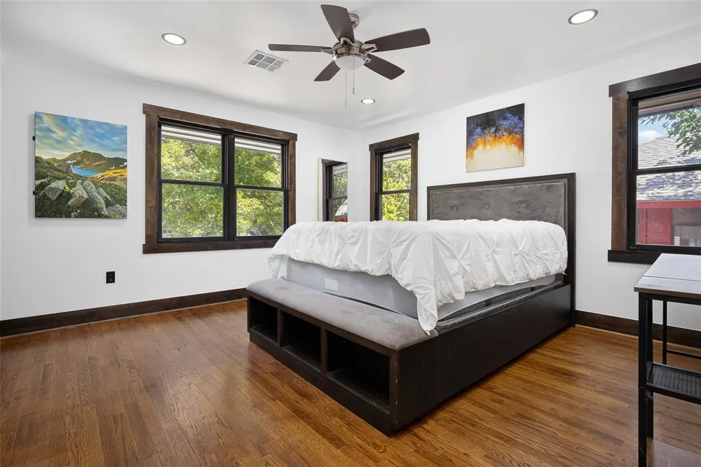 Photo 17 — 1320 Classen Boulevard, Norman, OK 73071