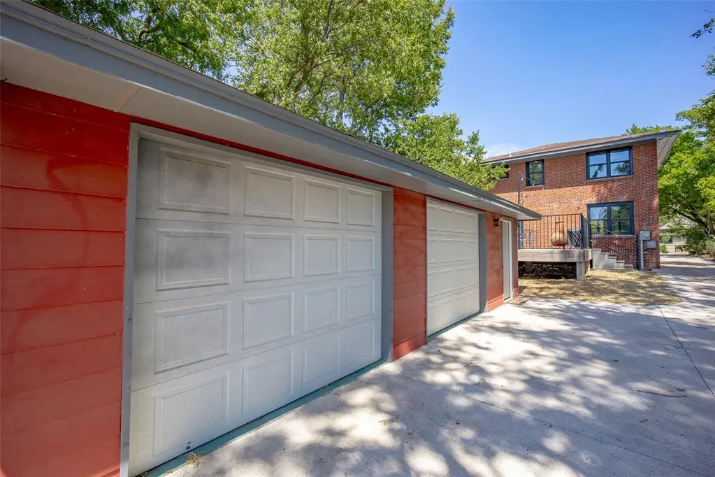 Photo 33 — 1320 Classen Boulevard, Norman, OK 73071