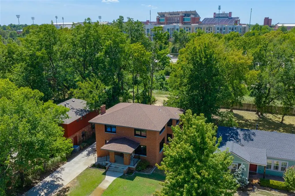 Photo 40 — 1320 Classen Boulevard, Norman, OK 73071