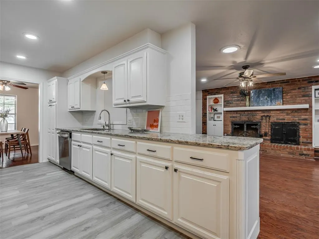 Photo 9 — 800 Kouba Drive, Yukon, OK 73099