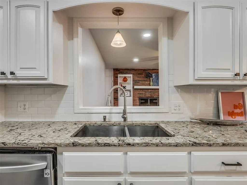 Photo 12 — 800 Kouba Drive, Yukon, OK 73099