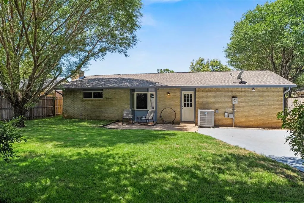 Photo 35 — 725 Ranchoak Drive, Yukon, OK 73099