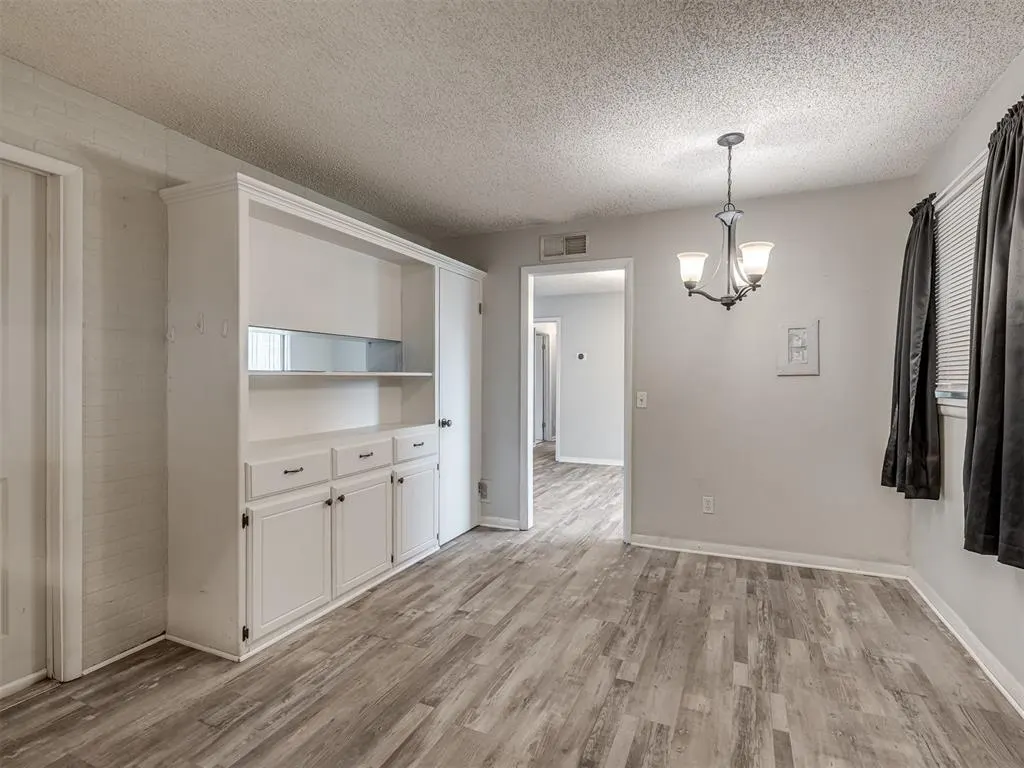 Photo 14 — 7101 Hilltop Court, Oklahoma City, OK 73110