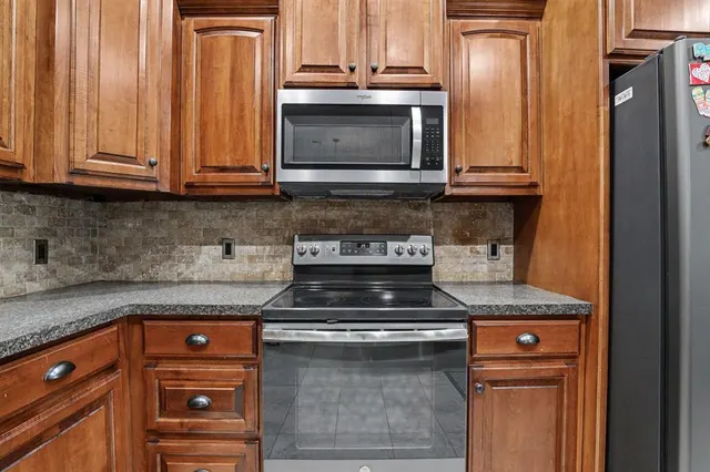 Photo 7 — 403 Scissor Tail Lane, Tuttle, OK 73089