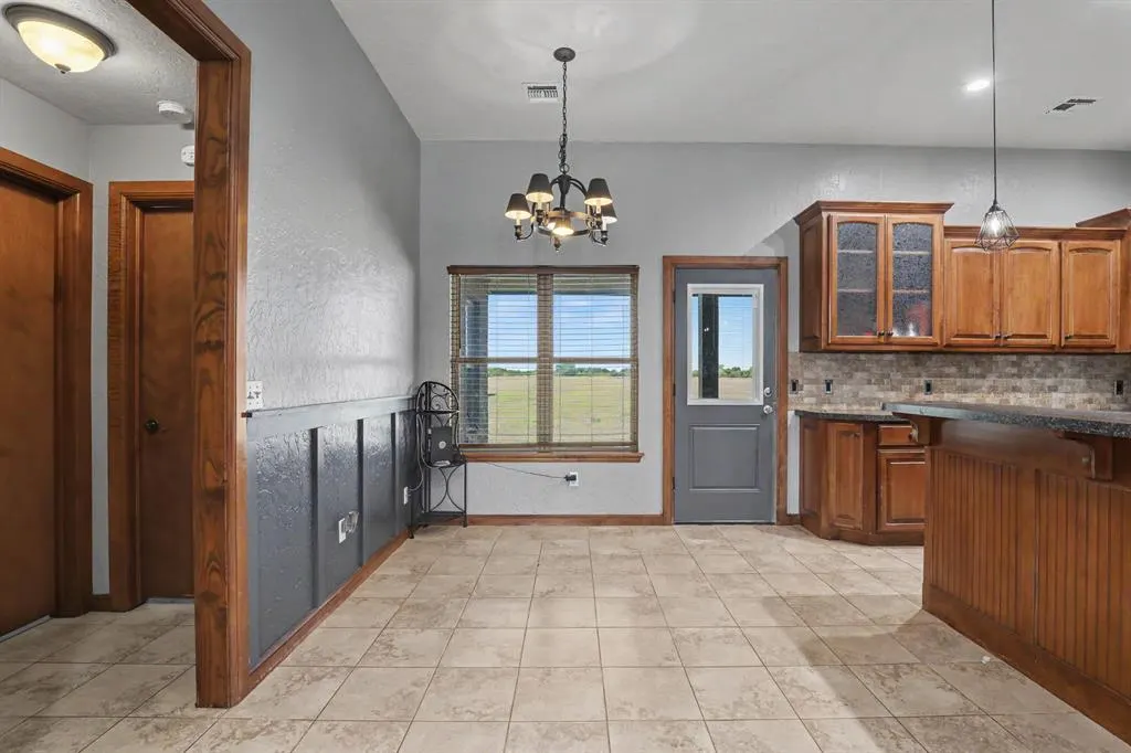 Photo 10 — 403 Scissor Tail Lane, Tuttle, OK 73089