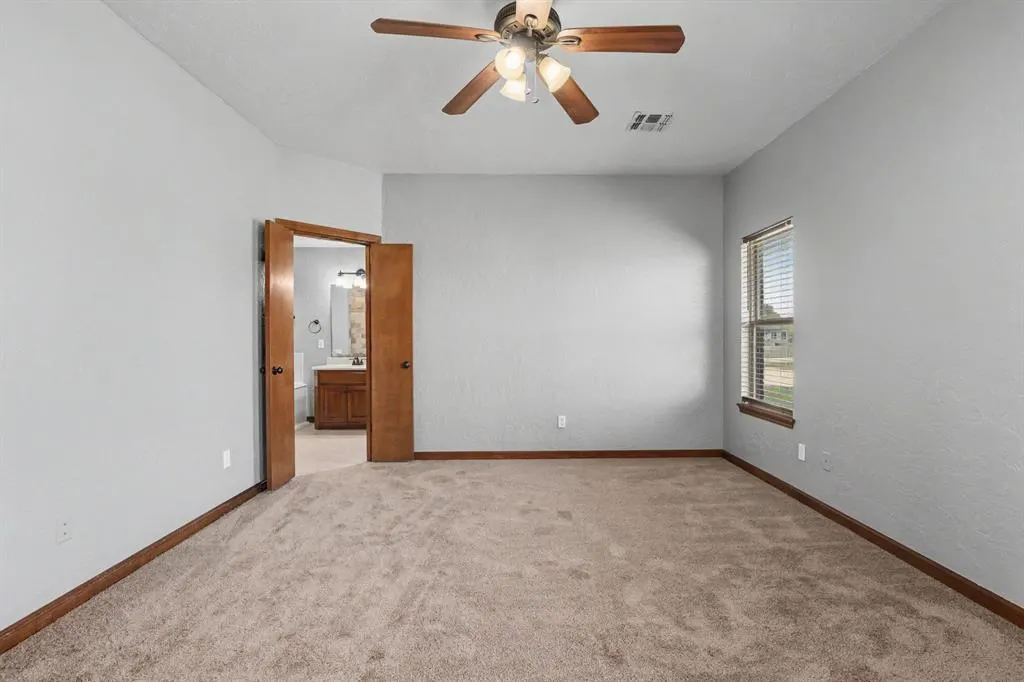 Photo 12 — 403 Scissor Tail Lane, Tuttle, OK 73089
