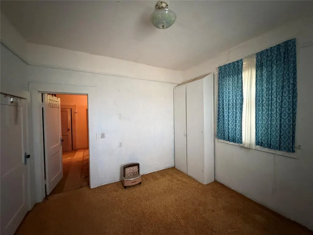 Photo 29 — 104 W Johnny Bench Street, Binger, OK 73009