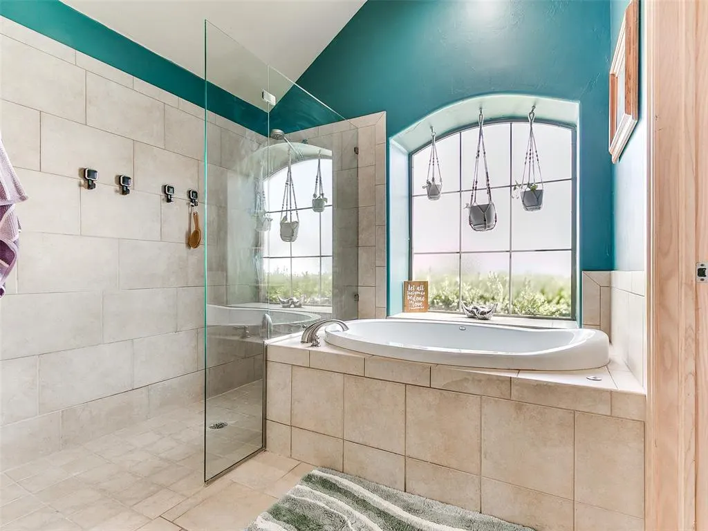 Photo 28 — 2121 SW 30th Street, Moore, OK 73170