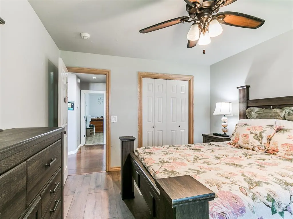 Photo 33 — 2121 SW 30th Street, Moore, OK 73170