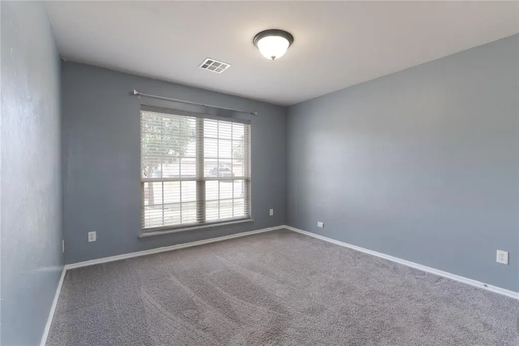 Photo 8 — 2500 NW 180th Street, Edmond, OK 73012