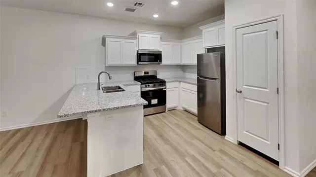 Photo 8 — 11517 University Drive, Oklahoma City, OK 73114