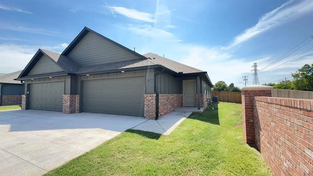 Front exterior — 11519 University Drive, Oklahoma City, OK 73114