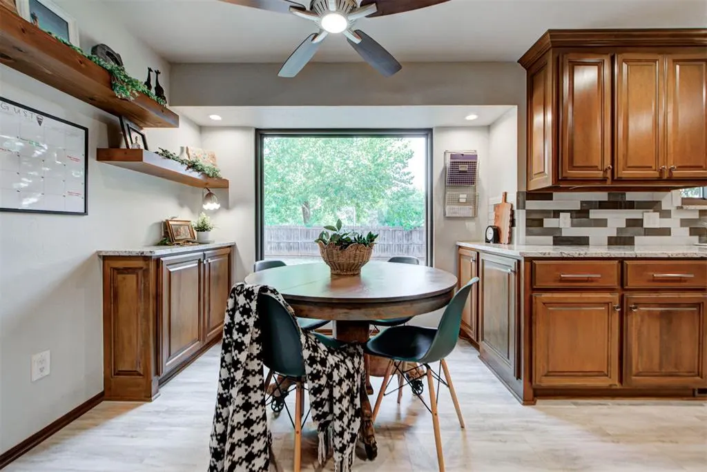 Photo 13 — 301 Little Chisholm Circle, Edmond, OK 73012