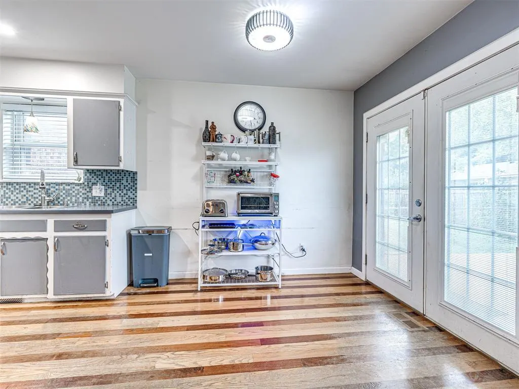 Photo 8 — 411 Oak Creek Drive, Yukon, OK 73099