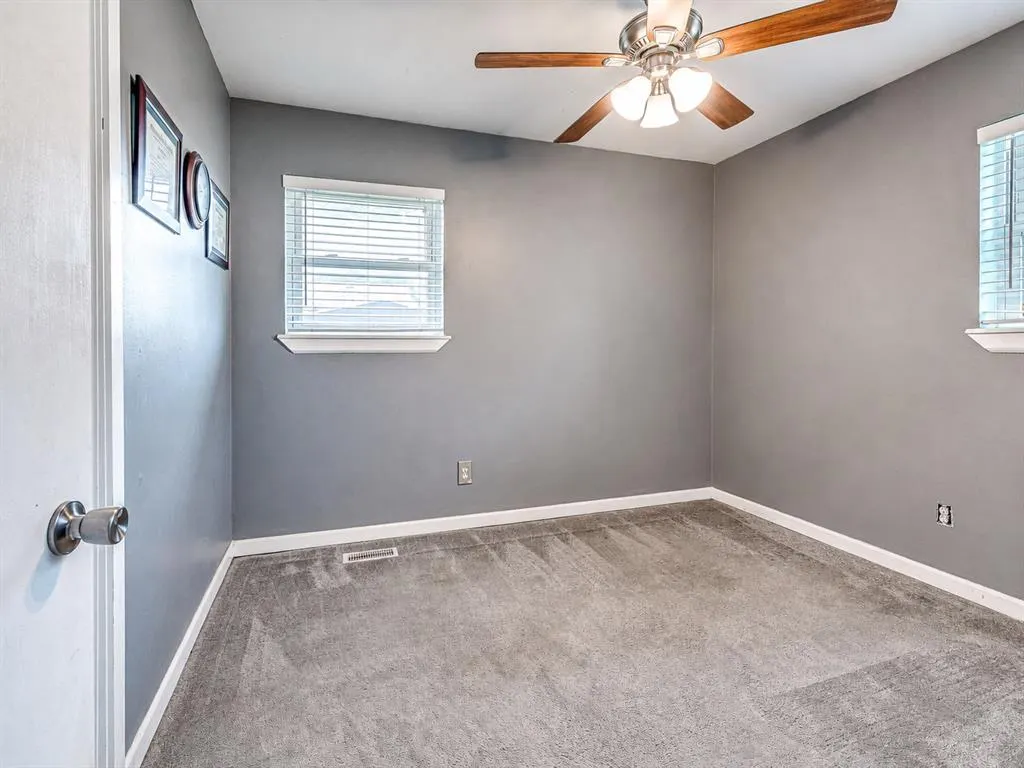 Photo 21 — 411 Oak Creek Drive, Yukon, OK 73099