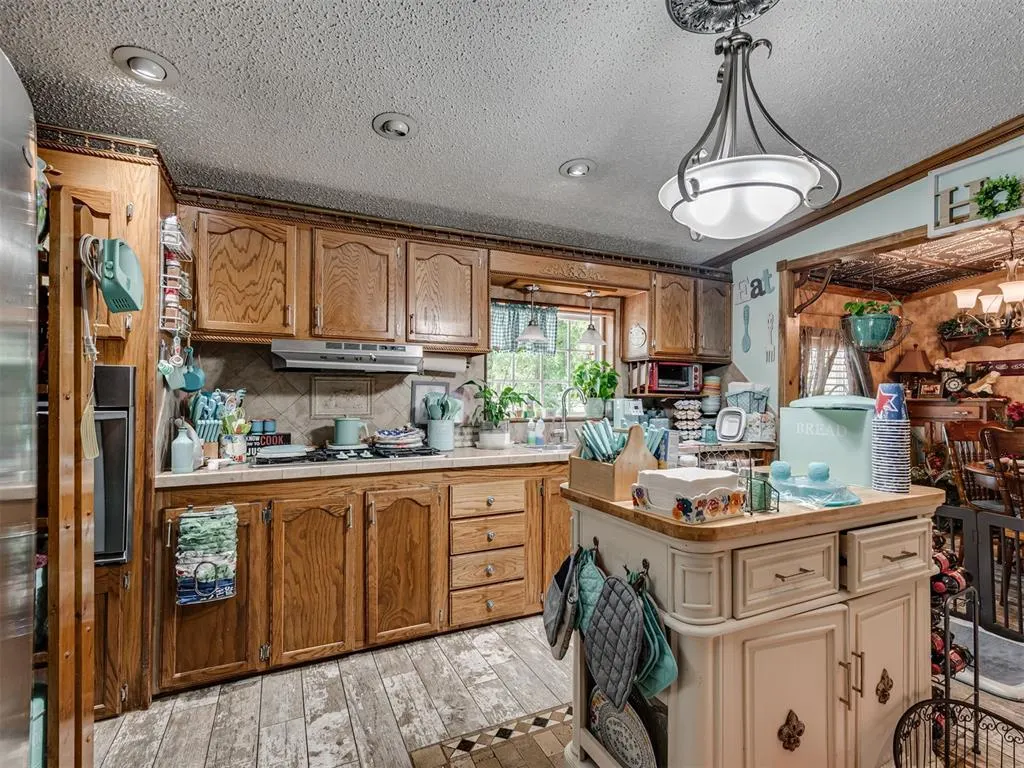 Photo 12 — 18702 Dawn Road, Newalla, OK 74857