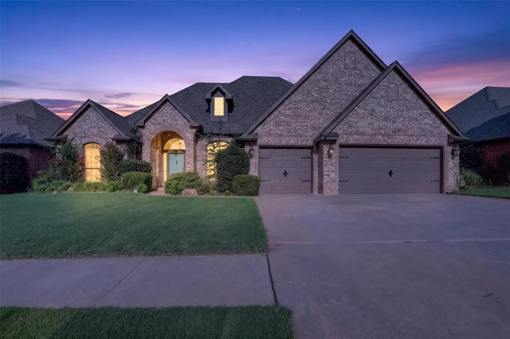 Front exterior — 17021 Holly Burn Circle, Edmond, OK 73012