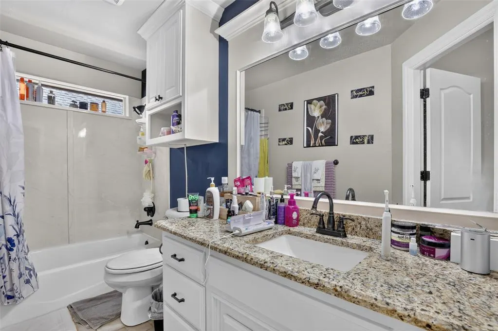 Photo 14 — 17021 Holly Burn Circle, Edmond, OK 73012