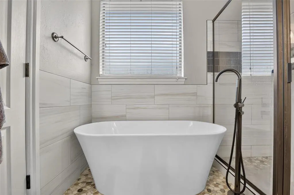 Photo 31 — 17021 Holly Burn Circle, Edmond, OK 73012