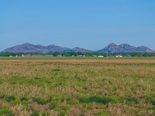Photo 5 — Address unavailable, Altus, OK 73521