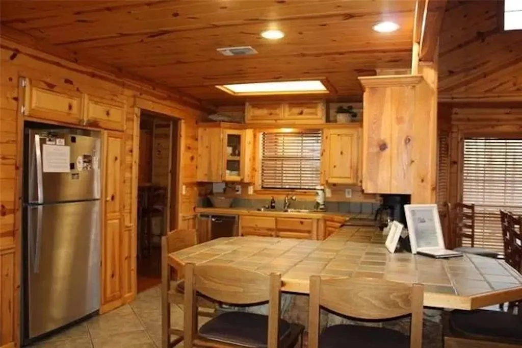 Photo 6 — 324 Lucian Sorrel Road, Broken Bow, OK 74728